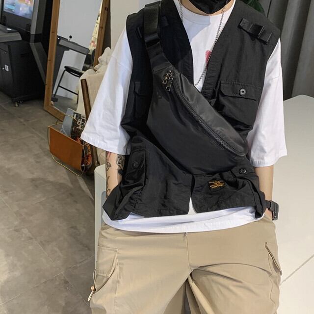 ボディバッグ メンズ レディース シンプルデザイン ナイロン系 ブラック 斜め掛け